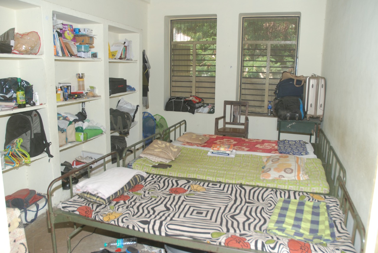 hostel-room-1